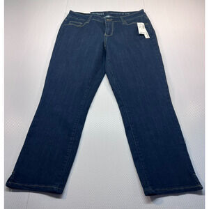 New Westport Size 4 Signature Fit Mid rise capri (0285)
